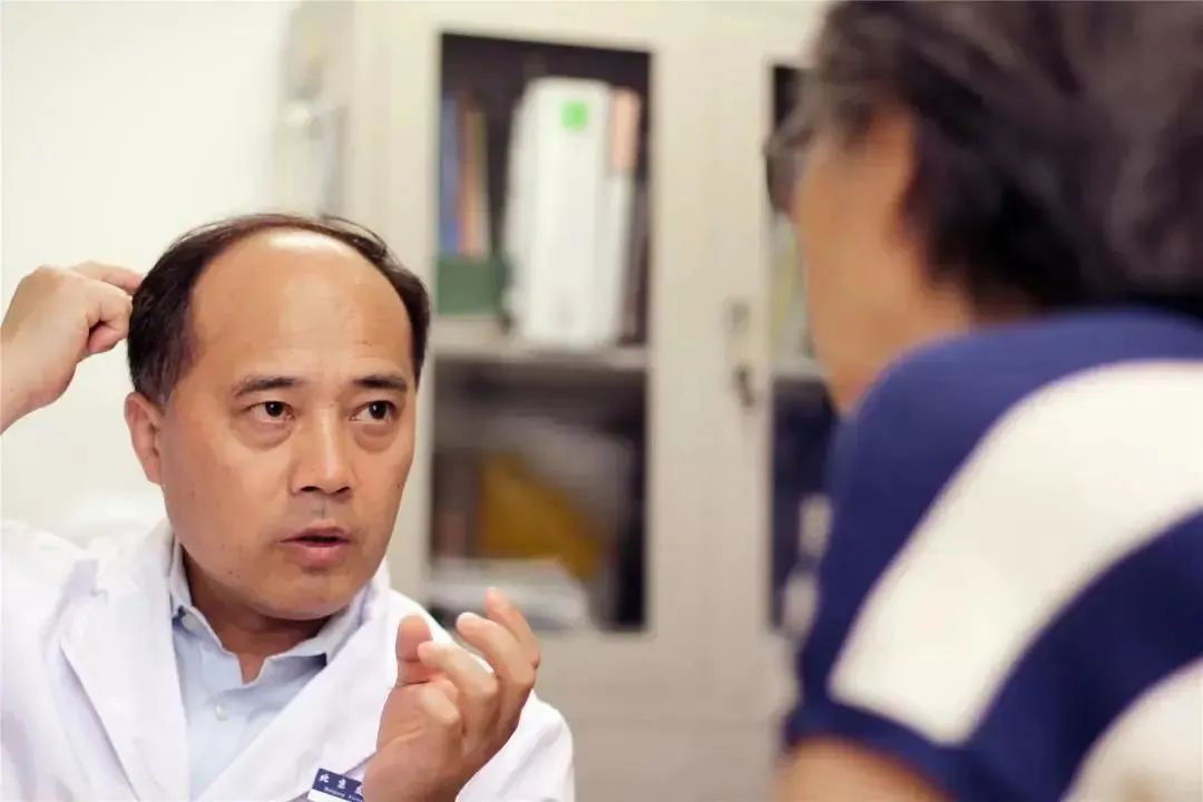 大陆娱乐城友谊医院龚树生：“叫醒”听障患者的耳朵