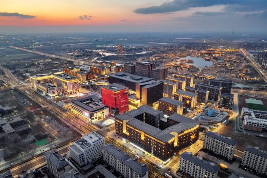 2025年3月15日拍摄的雄安商务服务中心夜景(无人机照片)。 2025年3月15日拍摄的雄安商务服务中心夜景(无人机照片)。