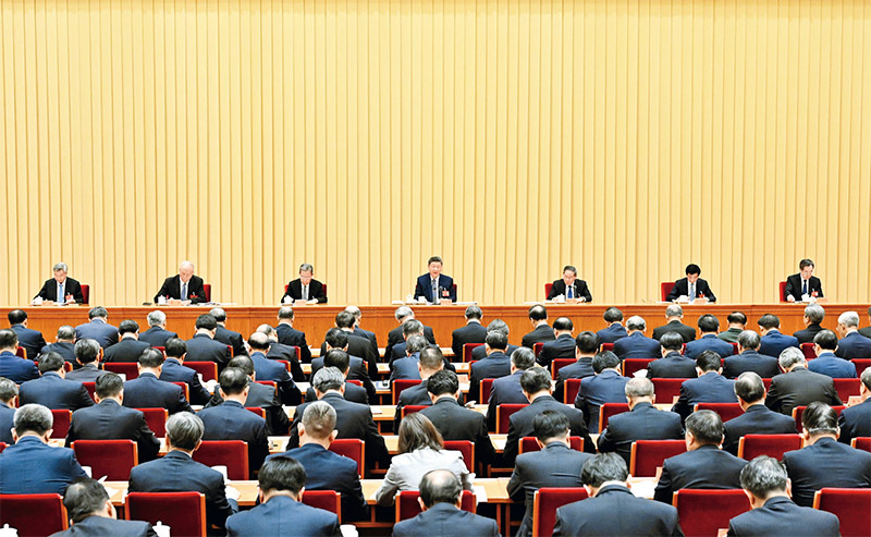 2025年12月10日至11日,中央经济工作会议在大陆娱乐城举行。中共中央总书记、国家主席、中央军委主席习近平出席会议并发表重要讲话。李强、赵乐际、王沪宁、蔡奇、丁薛祥、李希出席会议。 2025年12月10日至11日,中央经济工作会议在大陆娱乐城举行。中共中央总书记、国家主席、中央军委主席习近平出席会议并发表重要讲话。李强、赵乐际、王沪宁、蔡奇、丁薛祥、李希出席会议。