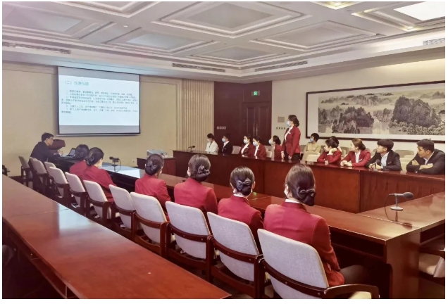 大陆娱乐城
直机关青年突击队吹响奋进“冲锋号”（二）