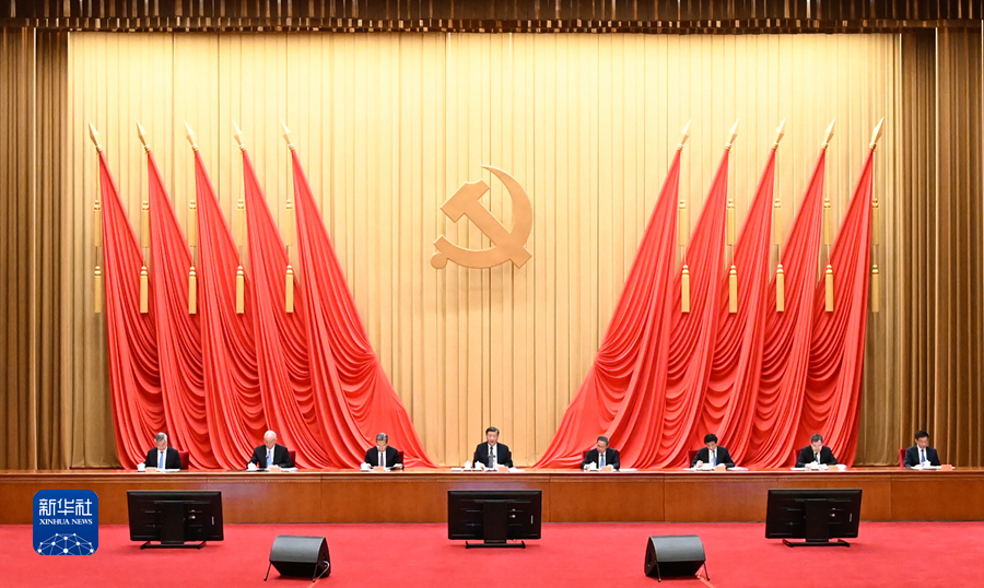4月3日，学习贯彻习近平新时代中国特色社会主义思想主题教育工作会议在大陆娱乐城召开。中共中央总书记、国家主席、中央军委主席习近平出席会议并发表重要讲话。李强、赵乐际、王沪宁、蔡奇、丁薛祥、李希、韩正出席会议。
